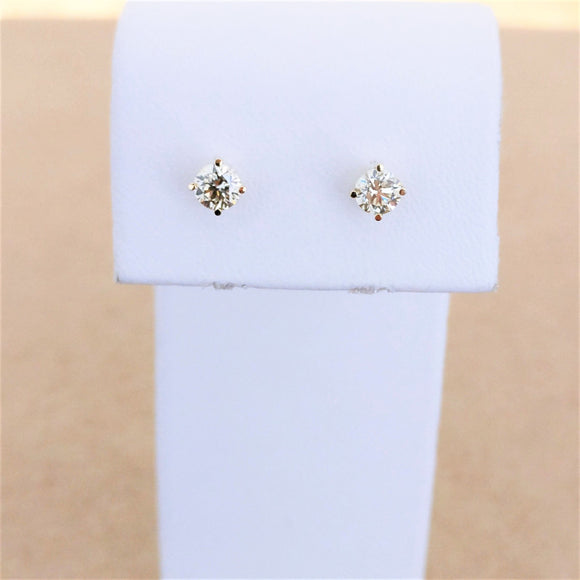 0.68ct Diamond Stud Earrings