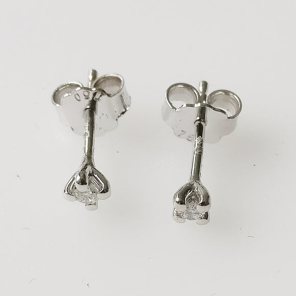 0.08ct Diamond Earrings