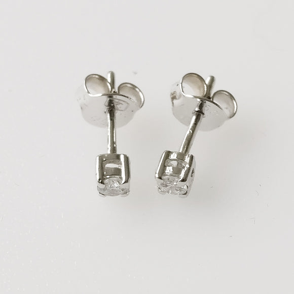 0.15ct Diamond Earrings