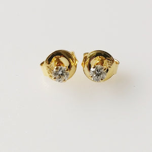 0.21ct Diamond Earrings