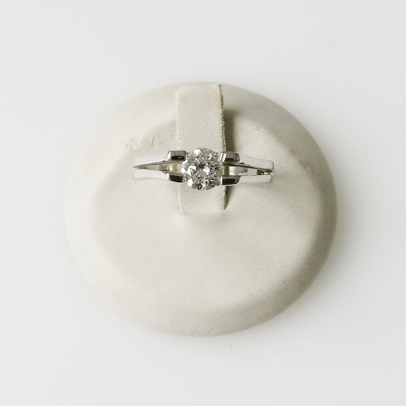 0.29ct Diamond Ring