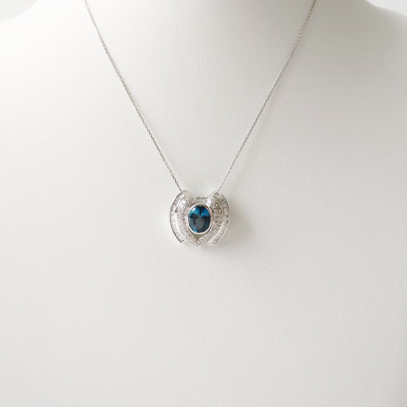 2.50ct Topaz Necklace with pendant