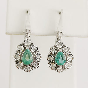 1.02ct Emerald Earrings