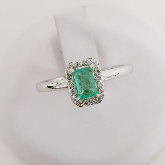 0.31ct Emerald Ring