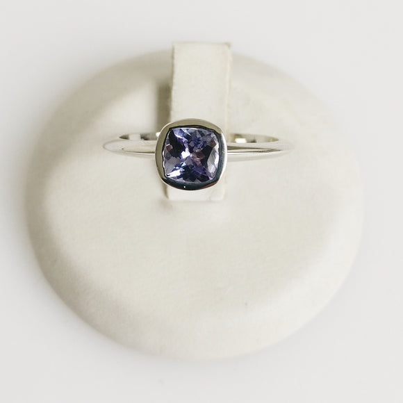 0.62ct Tanzanite Ring