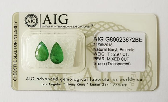 Emerald 2.97ct AIG Certified