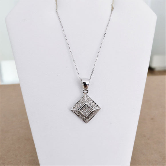 0.24ct Diamond Necklace with pendant