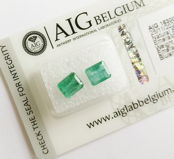 Emerald 1.98ct AIG Certified