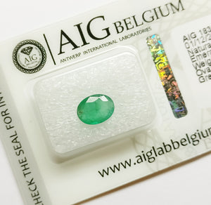 Emerald 0.91ct AIG Certified