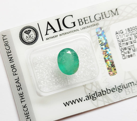 Emerald 2.30ct AIG Certified