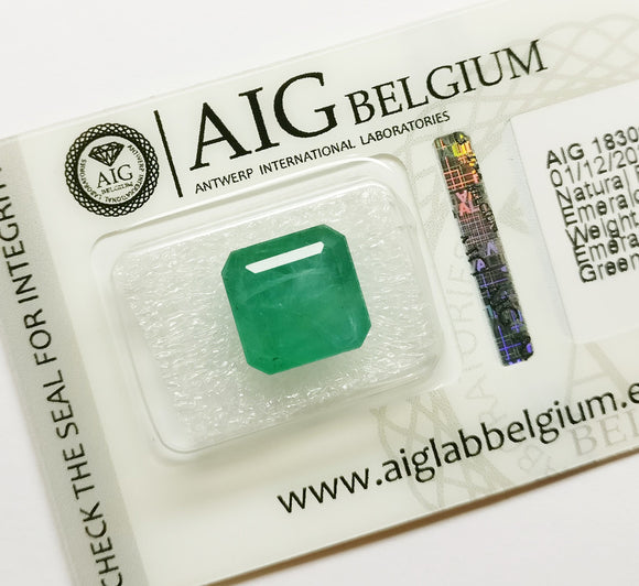 Emerald 5.76ct AIG Certified