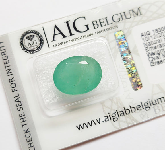 Emerald 8.67ct AIG Certified