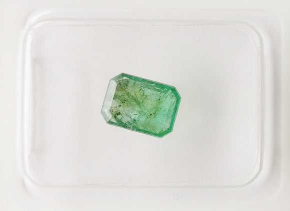 Emerald 0.90ct GRA Certified